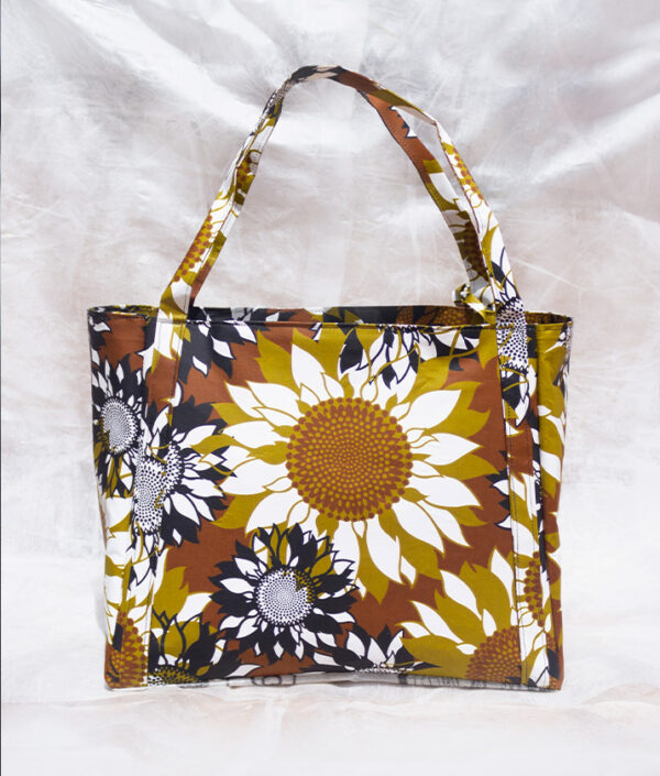 Weekend Beach Bag — Recycled plastic and African wax cotton